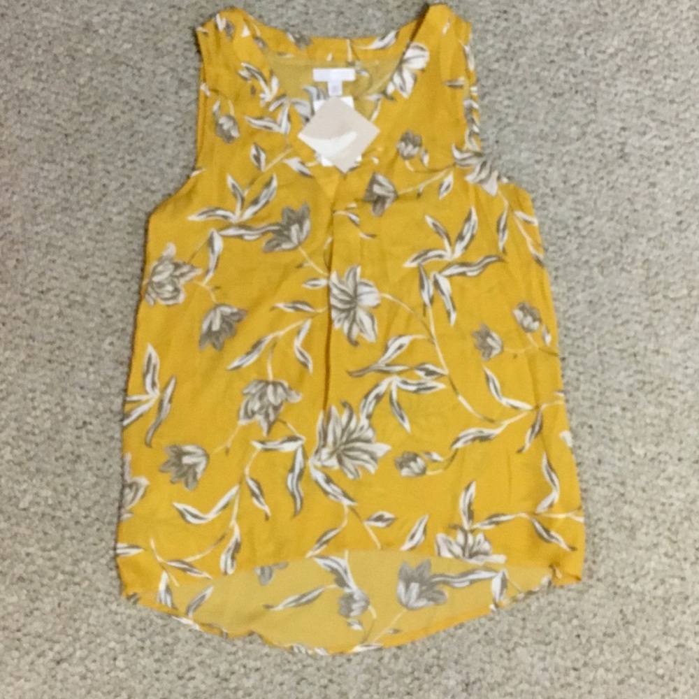 Brand new Floral sleeveless blouse with tag